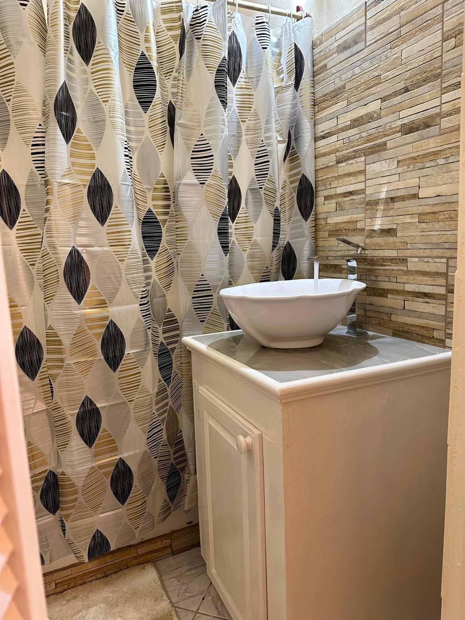 קינגסטאון Castle Berry Apartments מראה חיצוני תמונה
