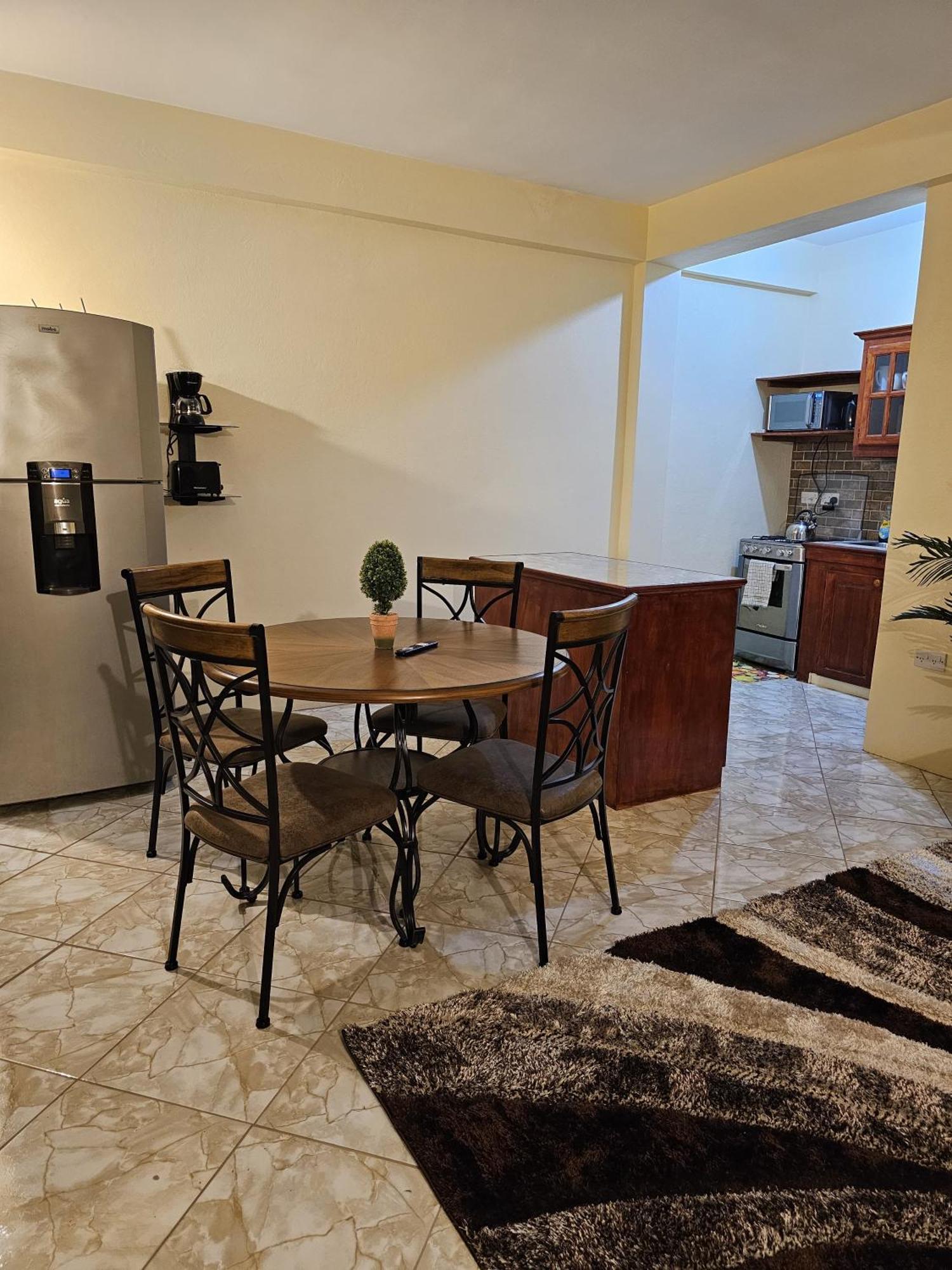 קינגסטאון Castle Berry Apartments מראה חיצוני תמונה