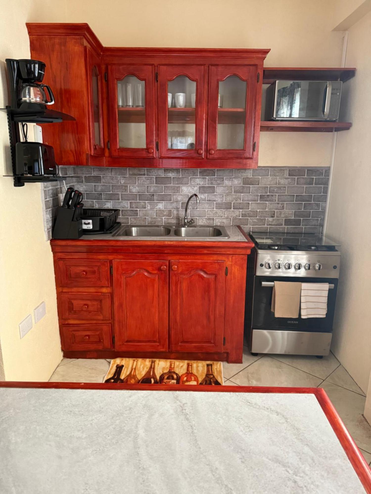 קינגסטאון Castle Berry Apartments מראה חיצוני תמונה